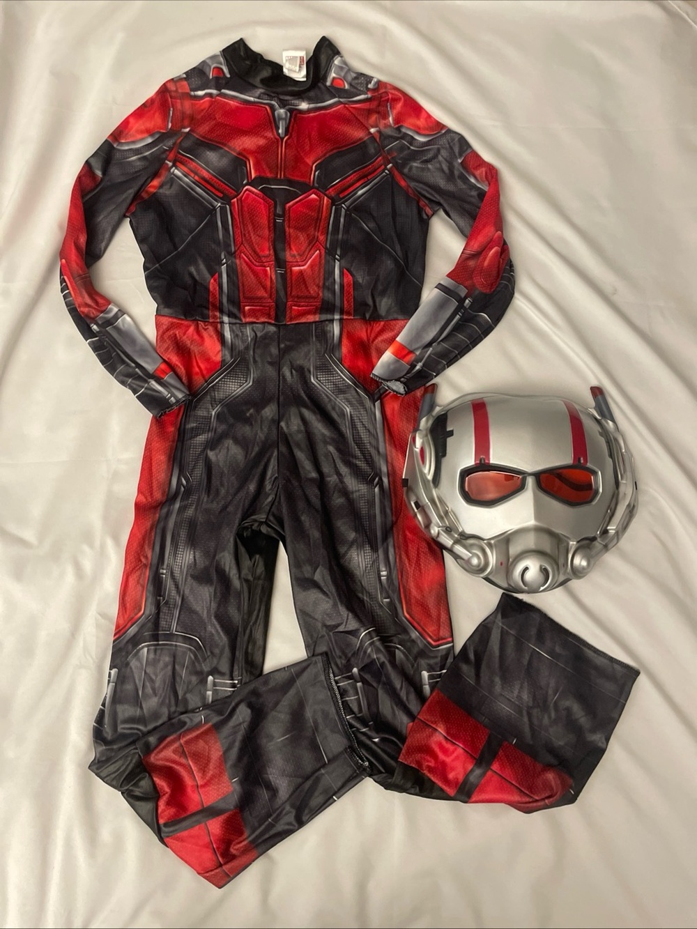 Ant-Man And The Wasp Ant-Man Costume Marvel Child Size M/8-10 Jumpsuit, Mask